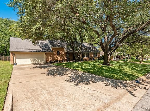 4th image of 4229 Shannon Dr