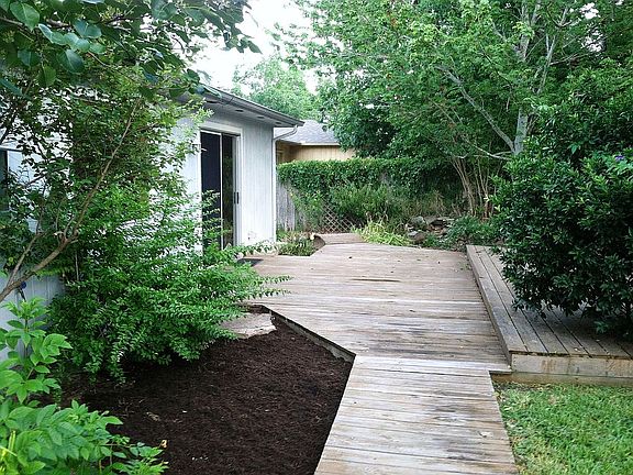 5th image of 20003 Bambiwoods Dr