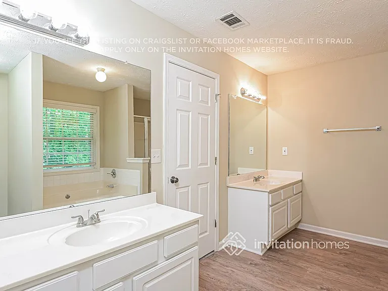 535 Devonshire Walk Dr — Photo 12