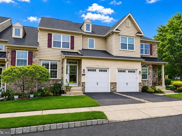 3284 Waterstone Ct, Furlong, PA 18925