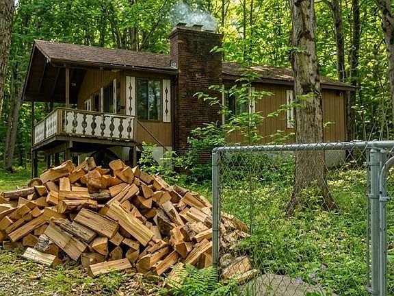 2nd image of 7542 Wyndamar Dr