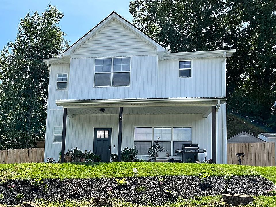 1st image of 2 Shadowlawn Dr