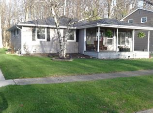 137 Brentwood Dr, North Tonawanda, NY 14120
