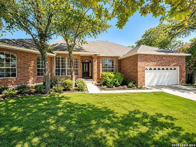 8823 Shady Valley