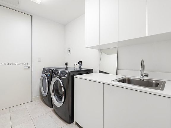 4th image of 6800 Fisher Island Dr #6-8-2