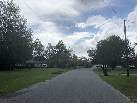 4th image of 109 Wilton Dr