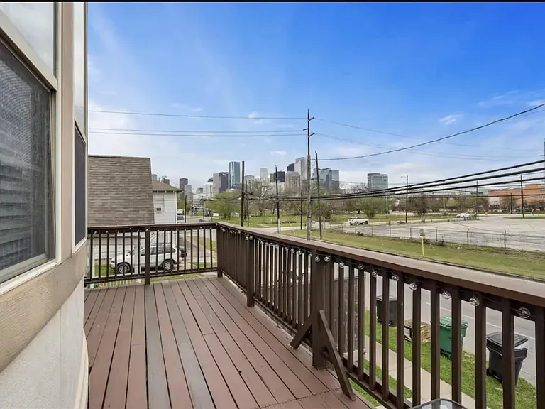 2512 Leeland St — Photo 5
