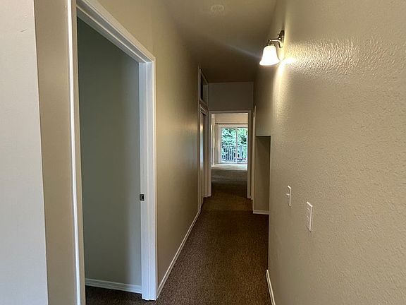 5th image of 3638 Meridian Ave N APT A