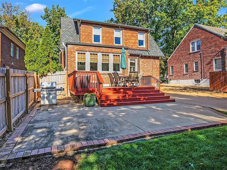 428 Edgewood Dr — Photo 27
