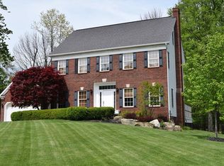 5695 Deer Creek Dr, Willoughby, OH 44094