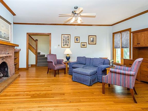 4th image of 703 Bonnie Brae Pl