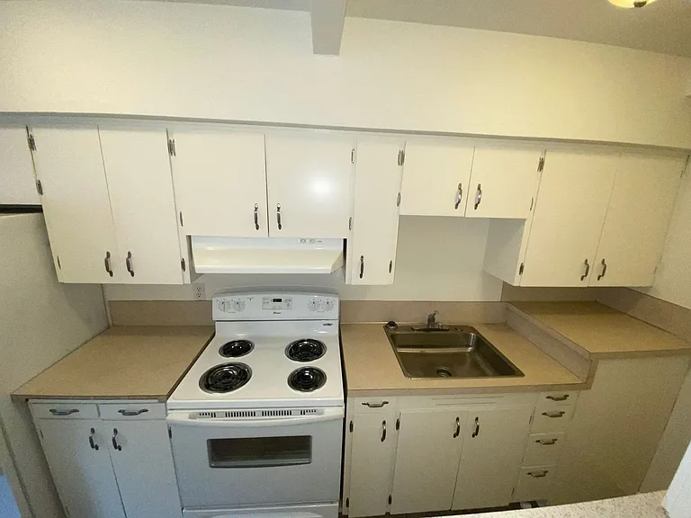 775e15 — Photo 15