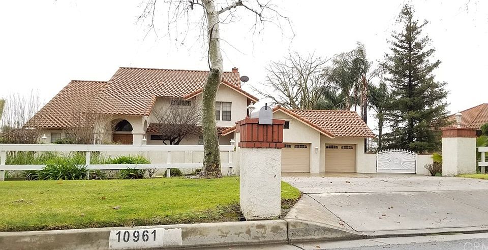 1st image of 10961 Wilderness Dr