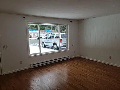 2nd image of 2232 Sanford Cir SE #B
