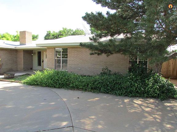 2nd image of 1609 Claremont Ter
