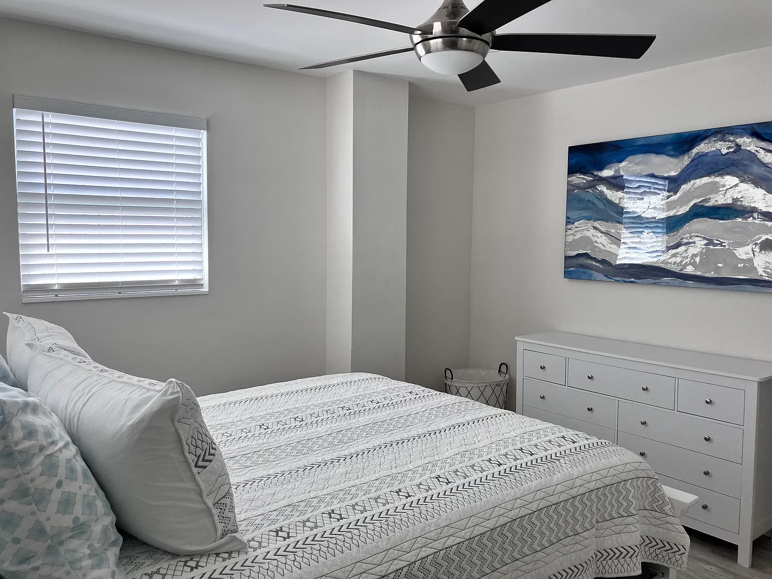 1 bed, 678 sqft, $2,300 — Photo 4