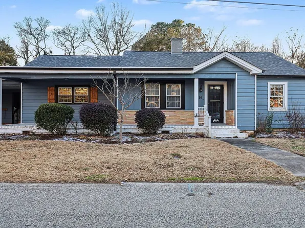 210 E Holt St, Smithfield, NC 27577