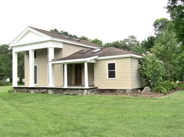 781 Pennsylvania Ave, Apalachin, NY 13732