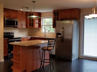 4513 Micklenburg Ct, Worthington Hills, KY 40245