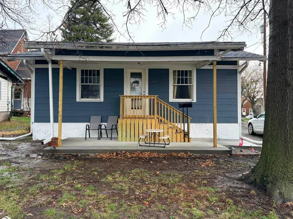 402 S Main St, Centerville, IA 52544