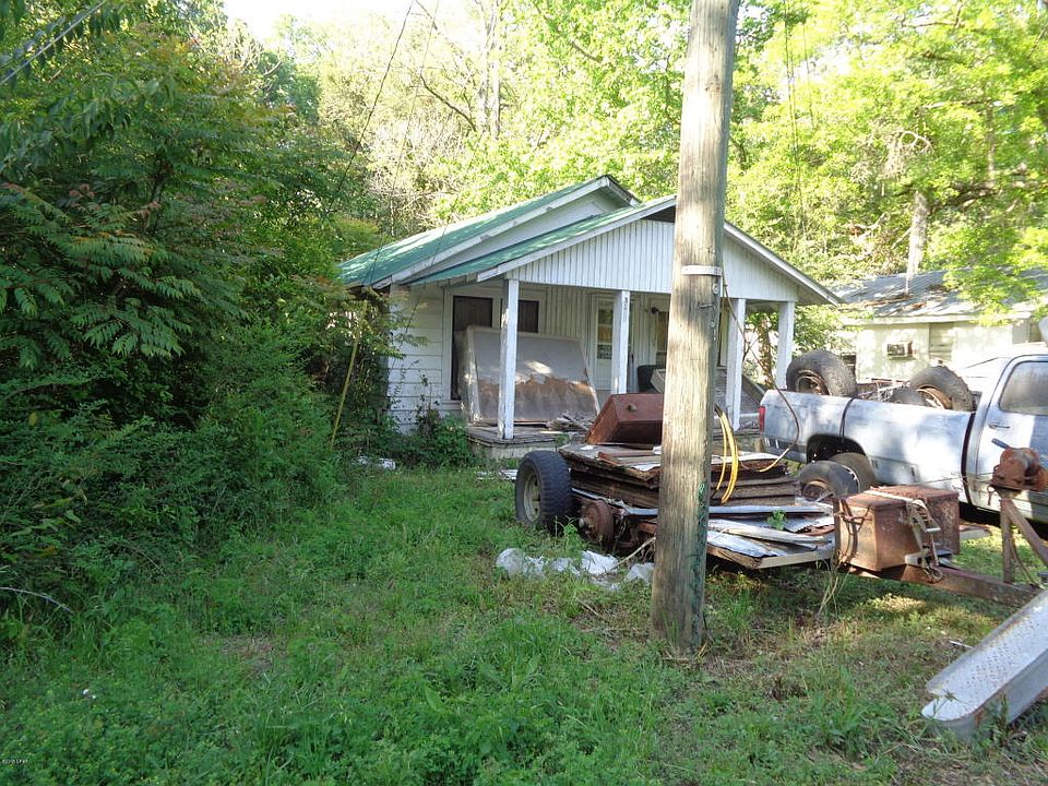 2nd image of 3368 Yohn Ave