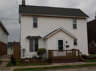 1006 Maple St, Natrona Heights, PA 15065