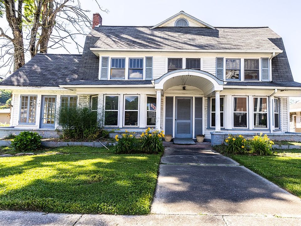 31 Main St, Bryson City, NC 28713 MLS 26030544 Zillow