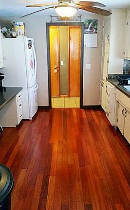 5th image of 245 E Hickory St