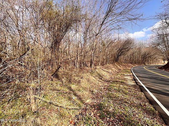 5th image of 0 Moore Rd