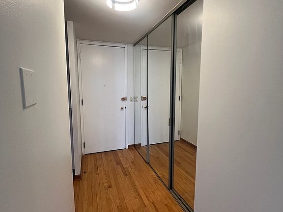 3rd image of 1660 N La Salle St #2408