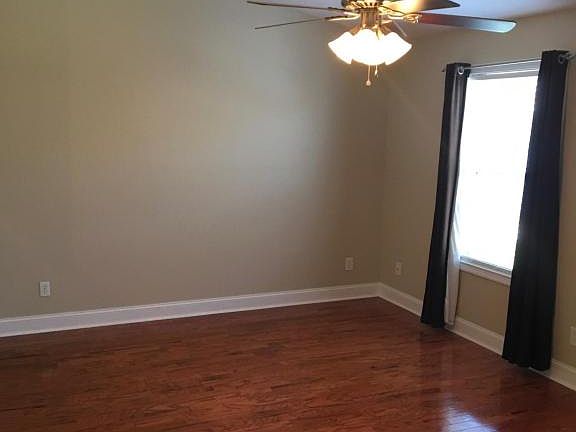 5th image of 715 Greensboro Way #102