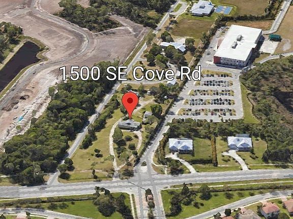 5th image of 1500 SE Cove Road