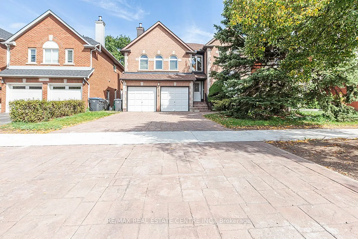 4 bed, $4,600 — Photo 1