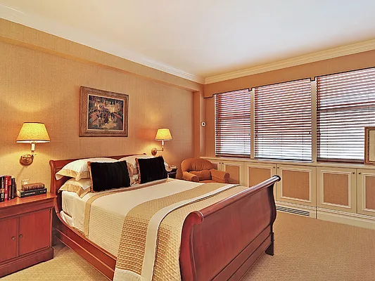 Sold by Sotheby's International Realty | media 38