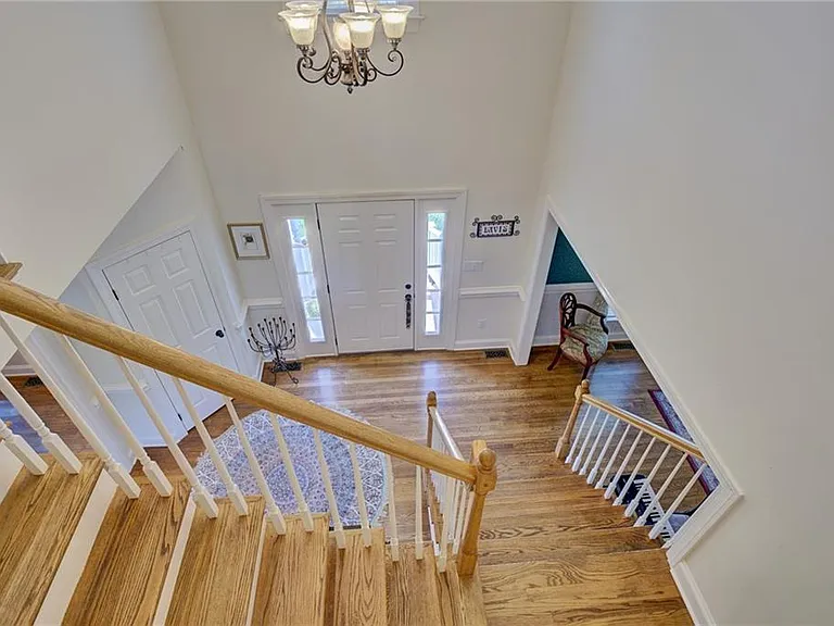 12325 Six Ponds Ln — Photo 17