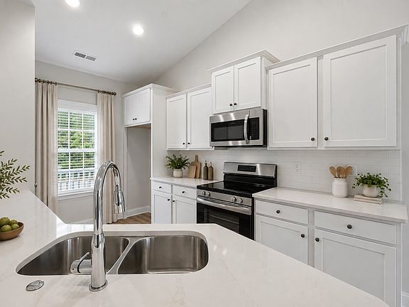 4th image of 1137 Pecan Grove Blvd. Lot 17 - Rylee ll