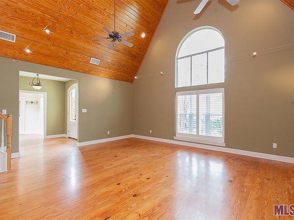 4th image of 2459 Creekwood Dr