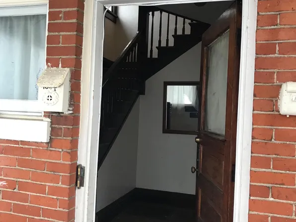106 Patton St, La Porte, IN 46350