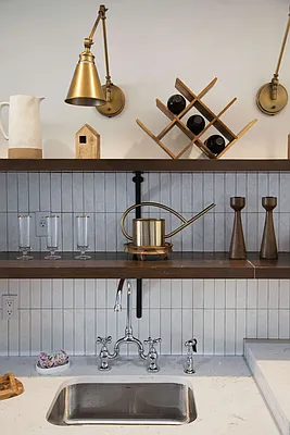 Rented by Tapiro Realty | media 9