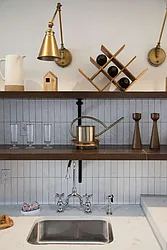 Rented by Tapiro Realty