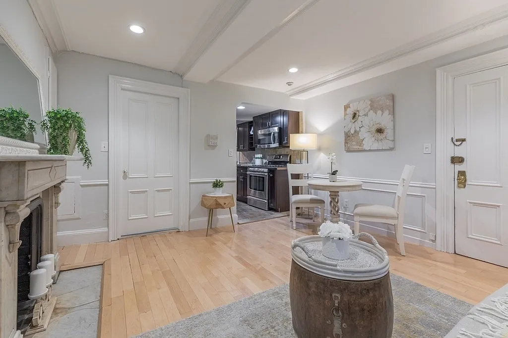 1 bed, 515 sqft, $3,600 — Photo 3