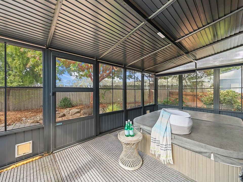 1568 Mizzen Ln, Half Moon Bay, CA 94019 | Zillow