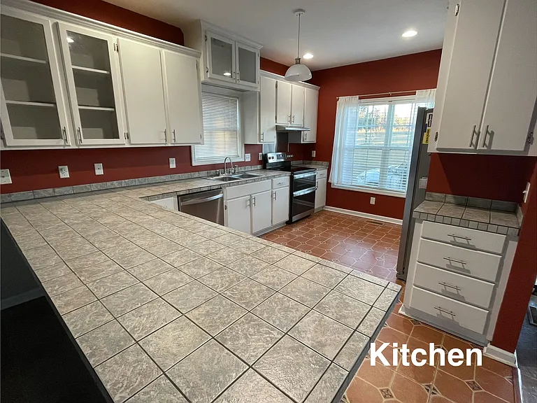 2281 New Market Rd — Photo 12