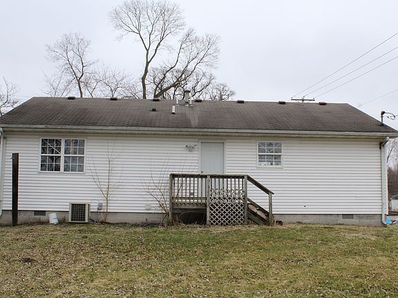 3rd image of 211 Yount Ave