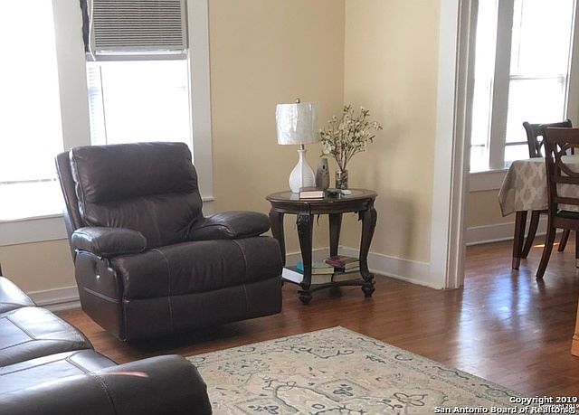 1st image of 445 Jennings Ave