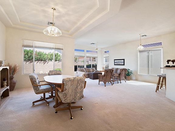 3rd image of 327 W Continental Vista Pl