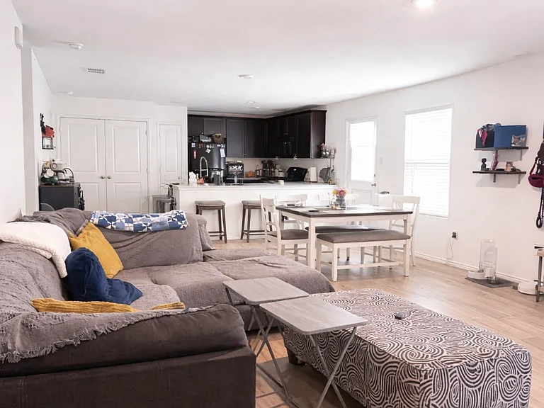 5904 Nyquist Way — Photo 5