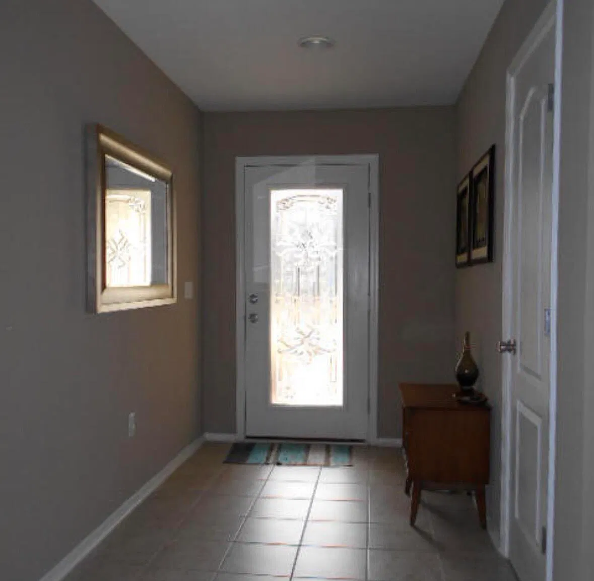 3 bed, 2.0 bath, 1705 sqft, $1,900 — Photo 2