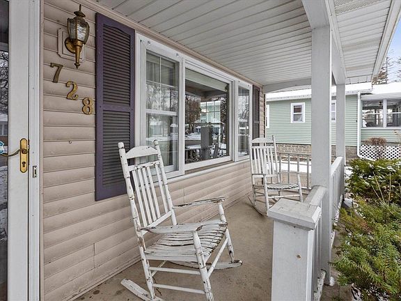 5th image of 728 Malzahn St