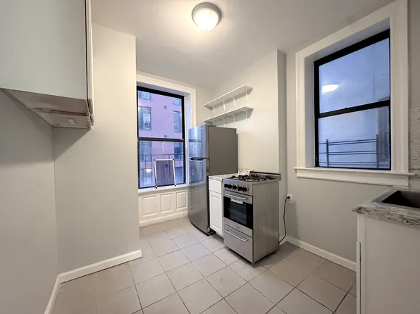 8 West 119th Street image 1 of 5